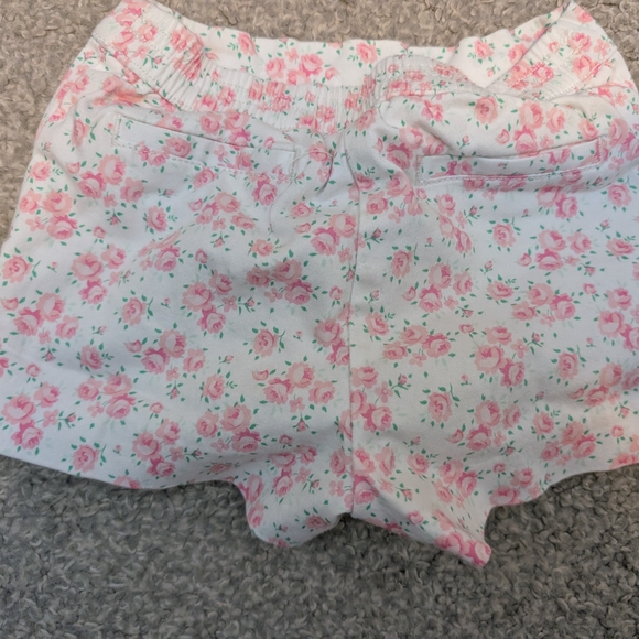 3 For $18 Janie and Jack Pink Floral Kids Shorts - Picture 6 of 7
